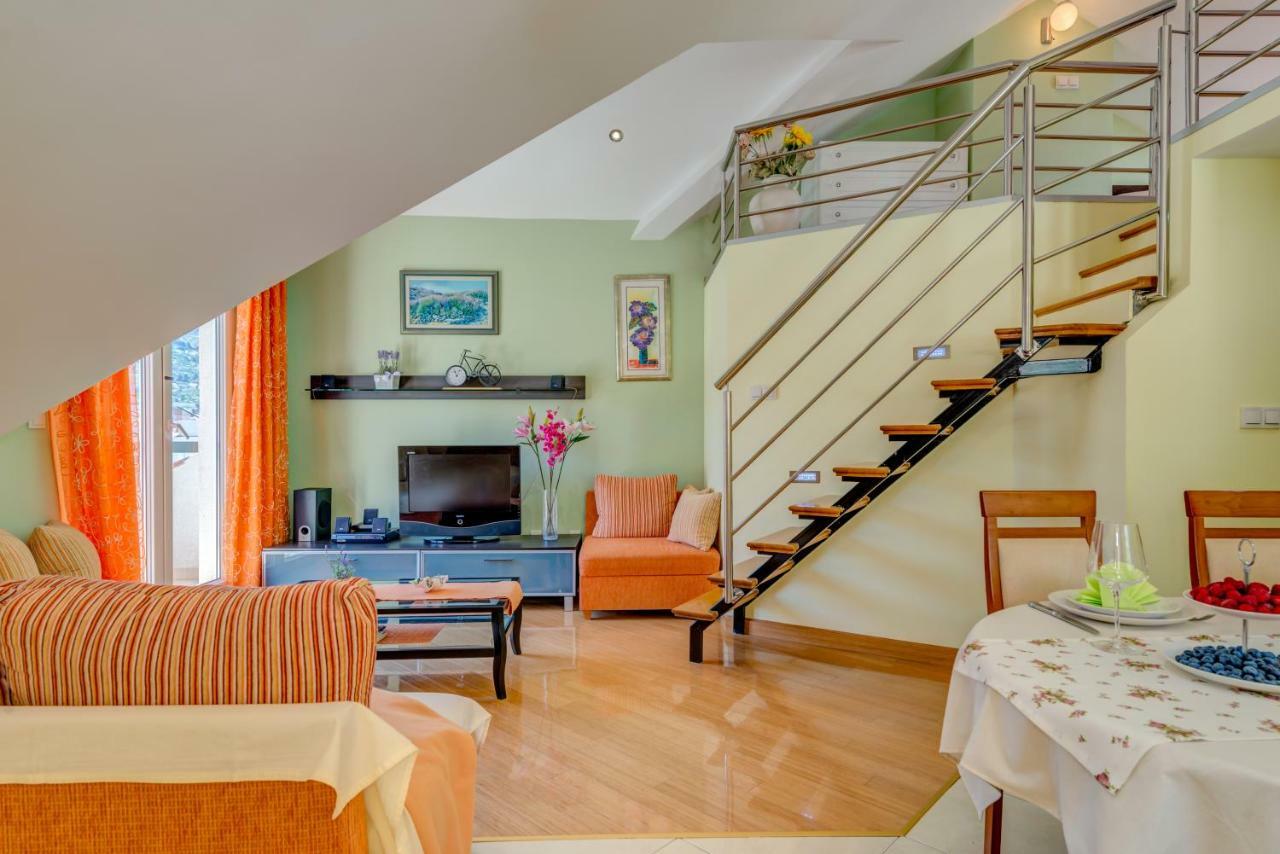 Apartmán Natali Omiš Exteriér fotografie